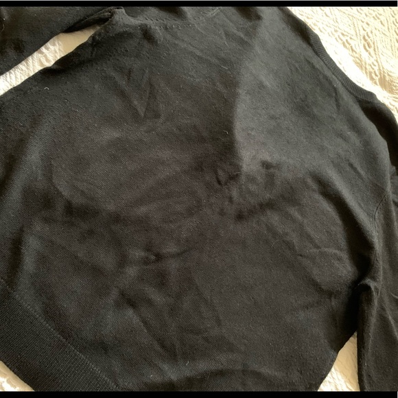 Preppy cardigan. Button down crew neck style. - Picture 5 of 5